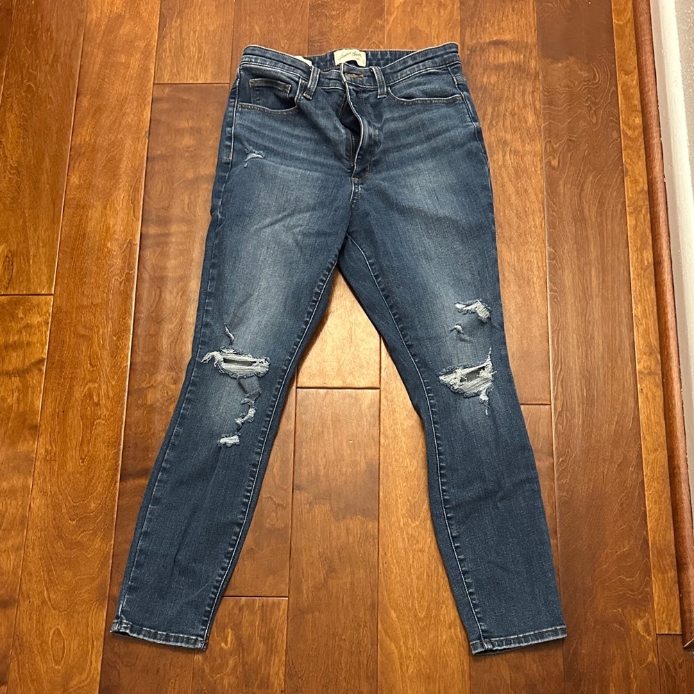 Universal Thread Dark Blue Skinny Jeans